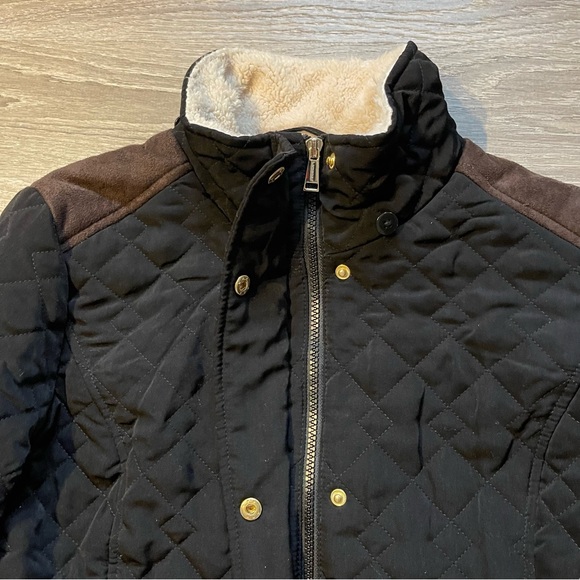 *Quilted Black Jacket - Fleece Lined Hood & Gold Accents - Picture 2 of 10